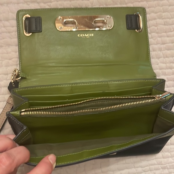 Coach wristlet clutch/wallet - Picture 3 of 6